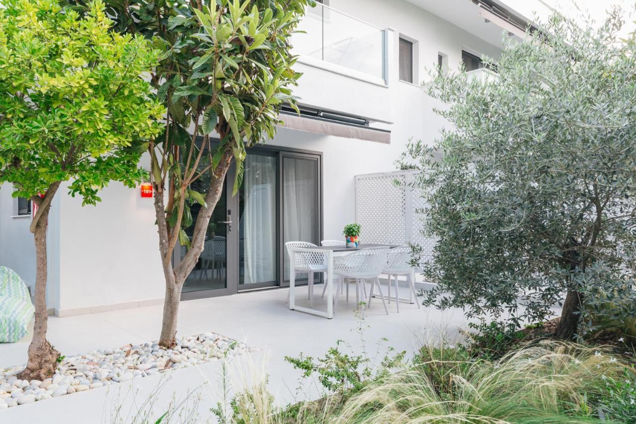 Mariya Art Living Apartment Nea Skioni Exterior photo
