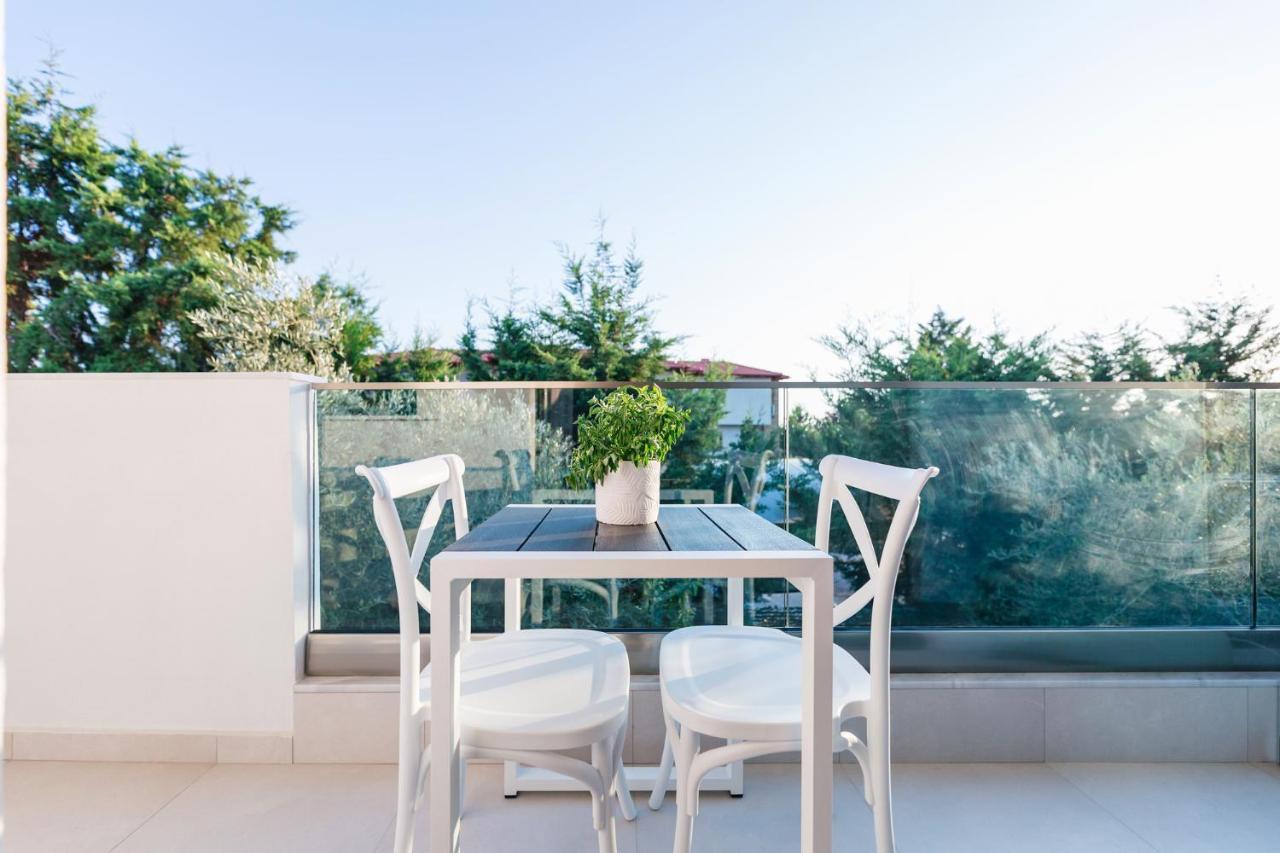 Mariya Art Living Apartment Nea Skioni Exterior photo
