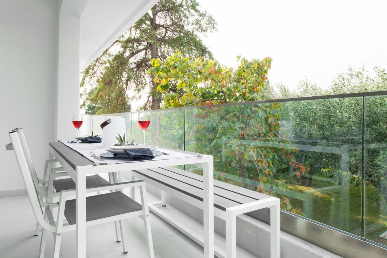 Mariya Art Living Apartment Nea Skioni Exterior photo
